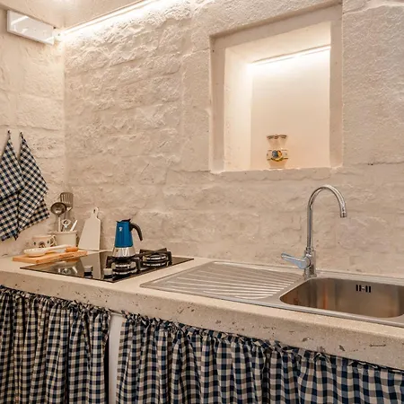 Trulli Miriam: Enchanting Apulian Getaway Villa *