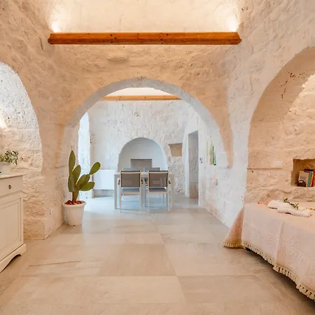 Villa Trulli Miriam: Enchanting Apulian Getaway Martina Franca