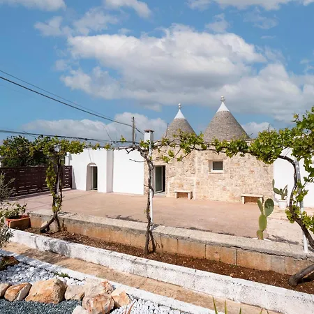 Villa Trulli Miriam: Enchanting Apulian Getaway Martina Franca